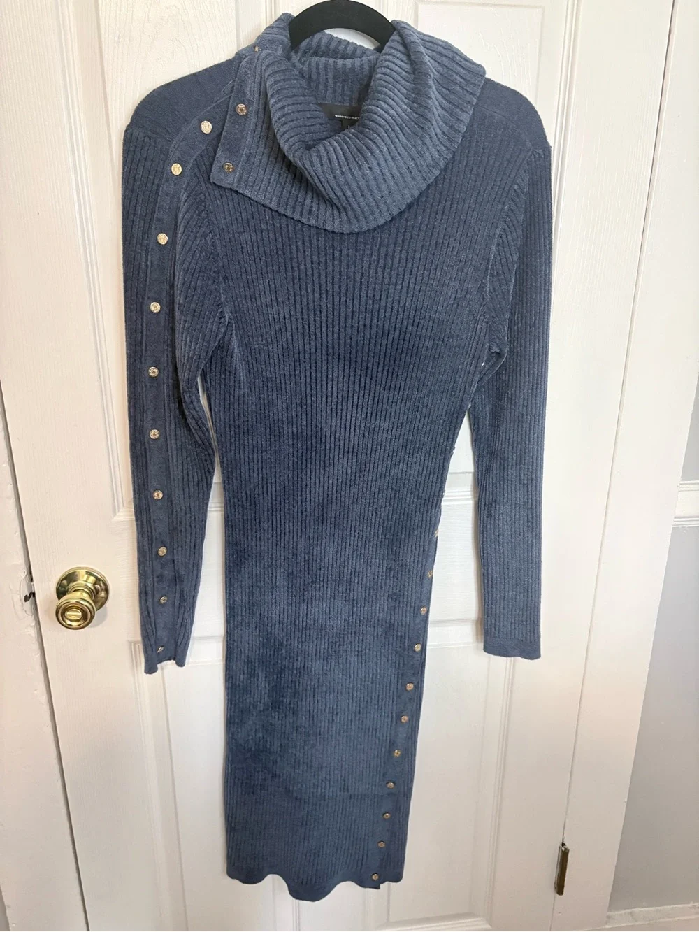 WHBM Long Sleeve Snap Detail Sweater Dress NWT Size Large True Indigo - Picture 2 of 11